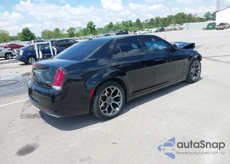 2016 Chrysler 300 S из США, поврежденный, VIN 2C3CCABG3GH219954